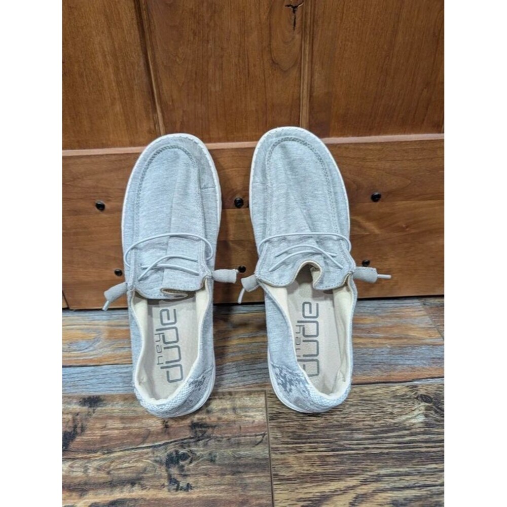 Hey Dude grey size 9